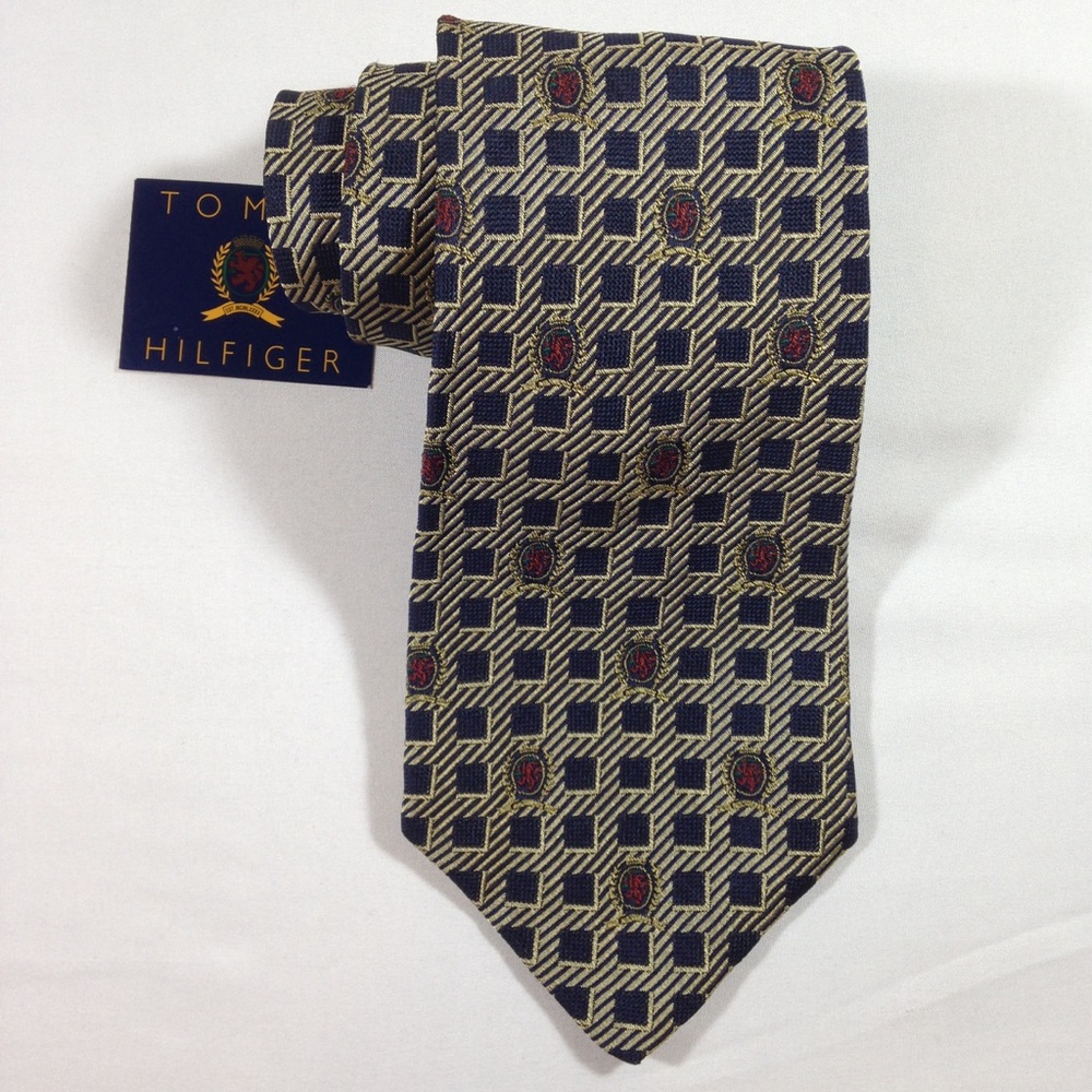 NWT Tommy Hilfiger 100 % Silk Neck Tie